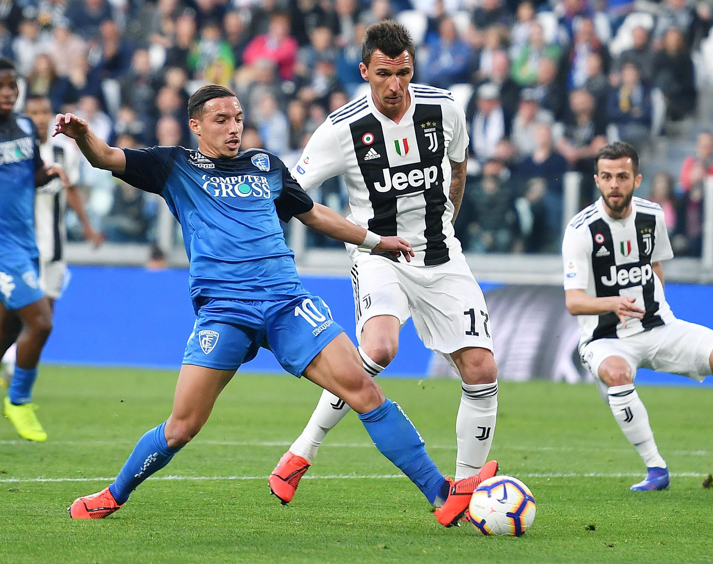 库库雷利亚：亚马尔无需理会批评；永远不能低估巴萨（库库雷利亚：亚马尔无需在意质疑，巴萨不可被低估）