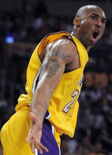 裁判哨声又上热搜（裁判吹罚再上热搜）