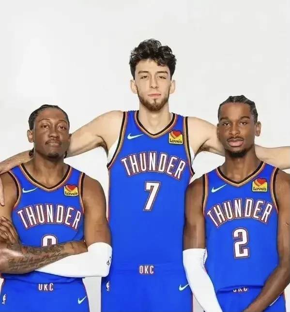 梅西的魅力！桀骜不驯如伊布，都要离开国米到巴萨跟梅西当队友！（梅西魅力难挡：伊布也弃国米赴巴萨，与他并肩作战）