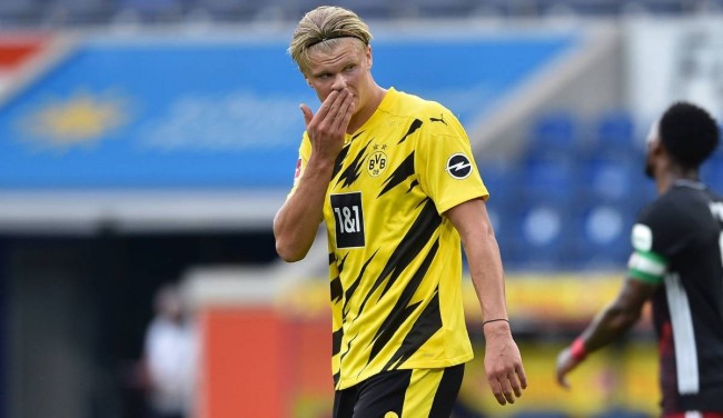 2025残特奥会乒乓小将获家人助威，父亲记录每场比赛（2025残特奥会乒坛新秀获家人现场助阵，父亲逐场记录赛况）