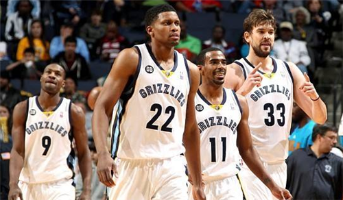 海港三叉戟联手制造五球（海港锋线三人组合力贡献五球）