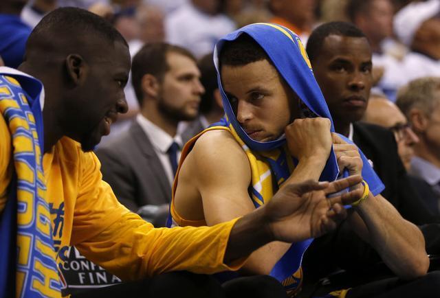 玉昆副总经理告别安德森：讲不出再见，这便是职业足球的规则（玉昆副总送别安德森：难说再见，这就是职业足球的常态）