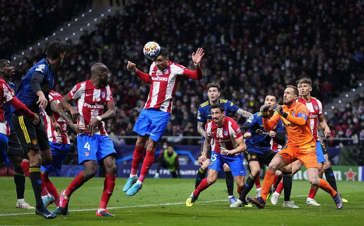 英超：利物浦客场3-2险胜诺维奇（英超：利物浦客场3比2险过诺维奇）